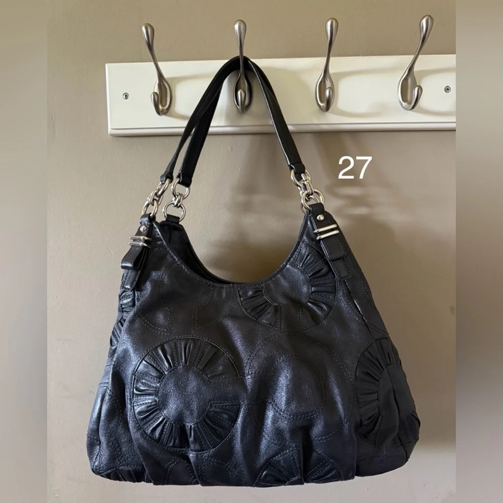 Coach Black Leather Shoulder Bag - Picture 1 of 3